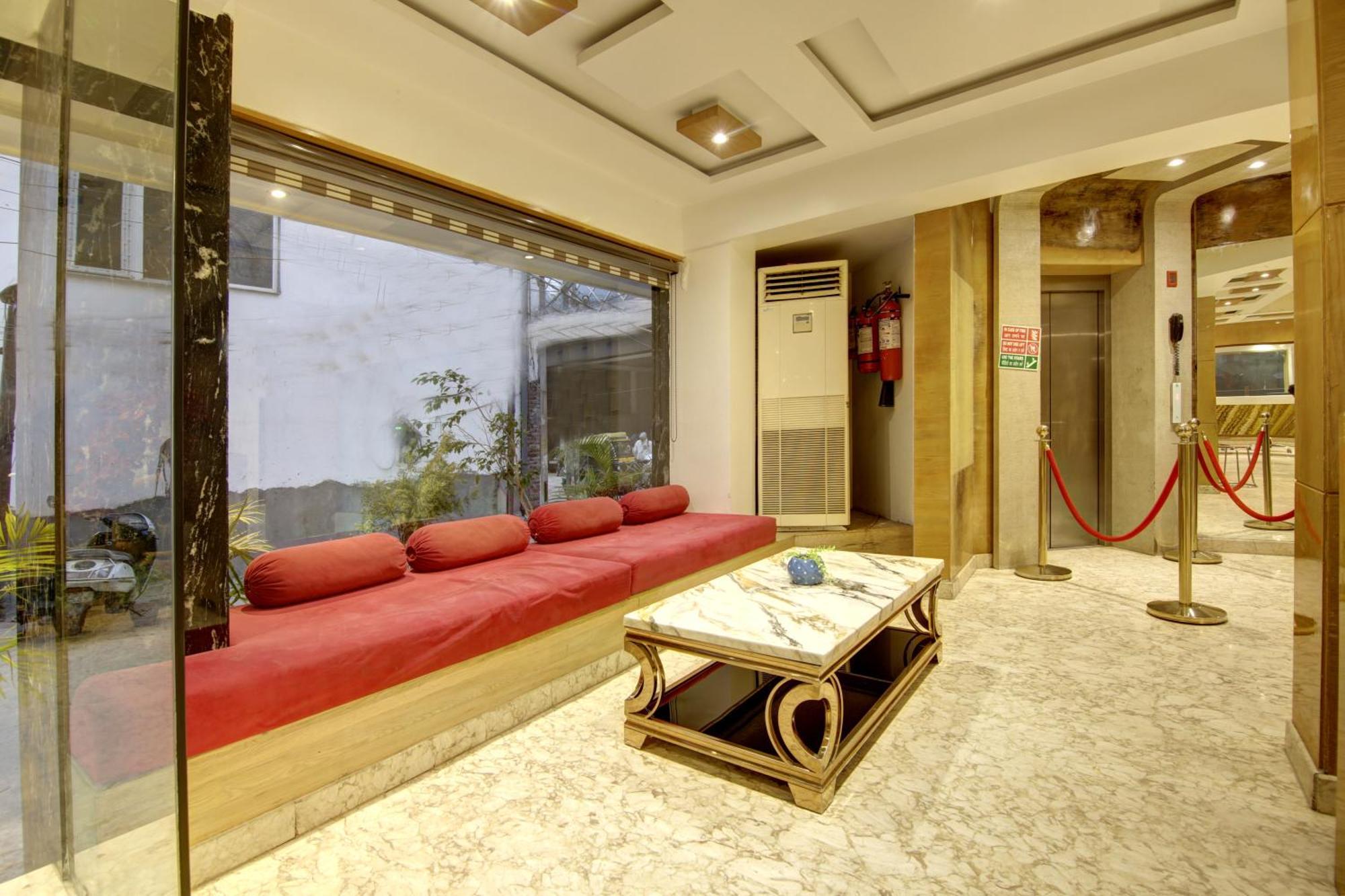 The Shanti Plaza - Neu-Delhi Exterior foto