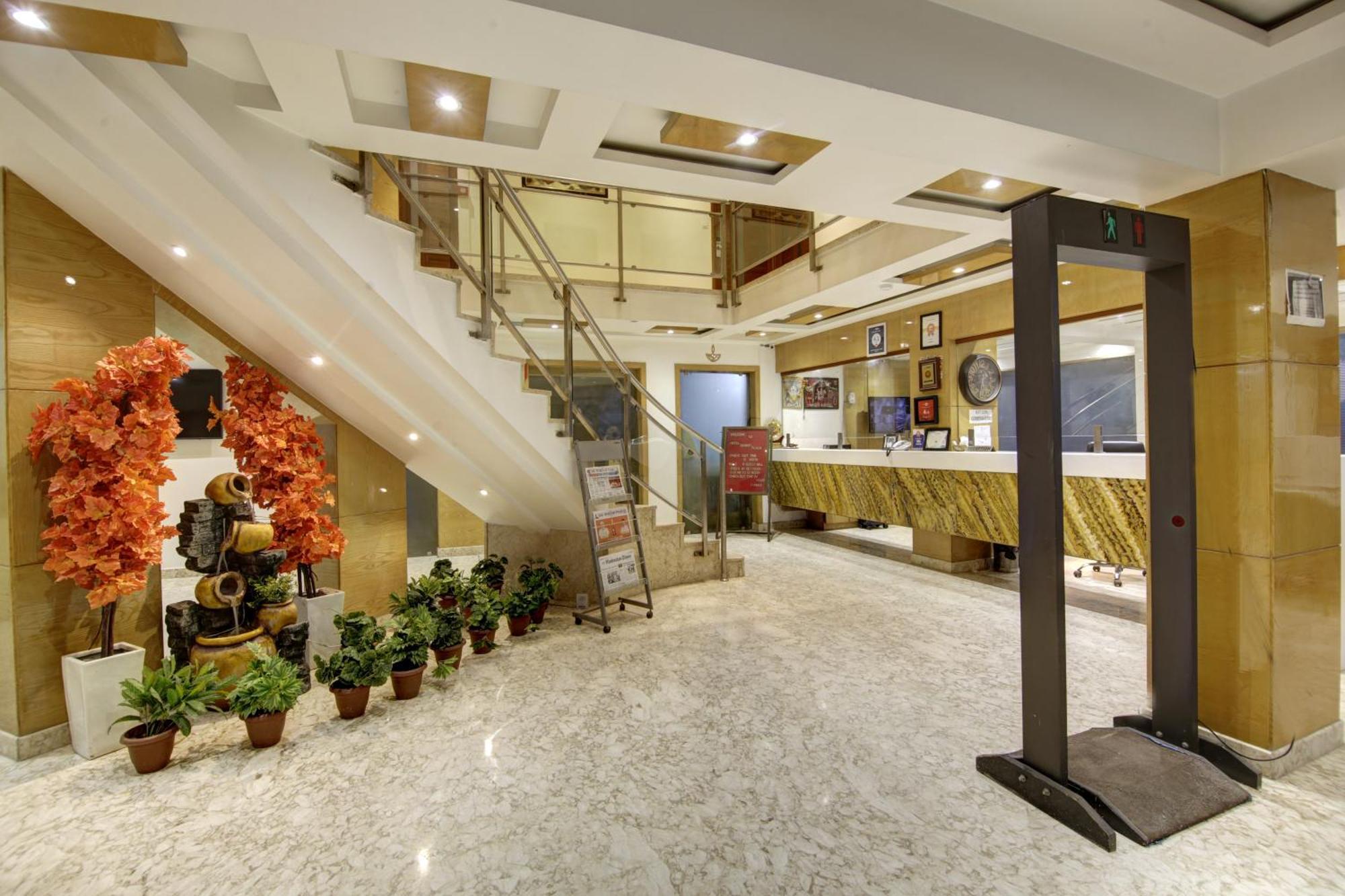 The Shanti Plaza - Neu-Delhi Exterior foto